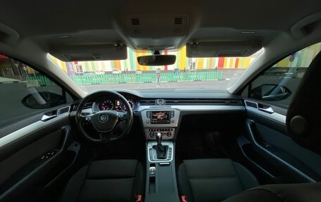 Volkswagen Passat B8 рестайлинг, 2015 год, 1 620 000 рублей, 21 фотография