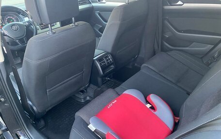Volkswagen Passat B8 рестайлинг, 2015 год, 1 620 000 рублей, 24 фотография