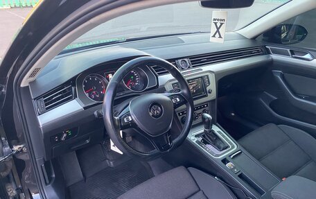 Volkswagen Passat B8 рестайлинг, 2015 год, 1 620 000 рублей, 26 фотография