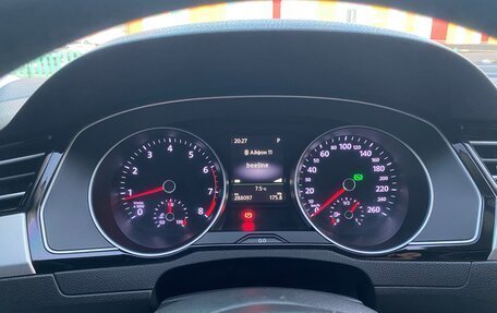 Volkswagen Passat B8 рестайлинг, 2015 год, 1 620 000 рублей, 30 фотография