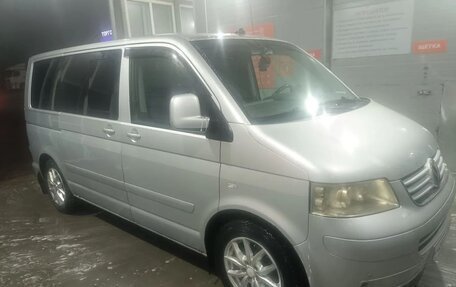 Volkswagen Multivan T5, 2004 год, 1 050 000 рублей, 5 фотография