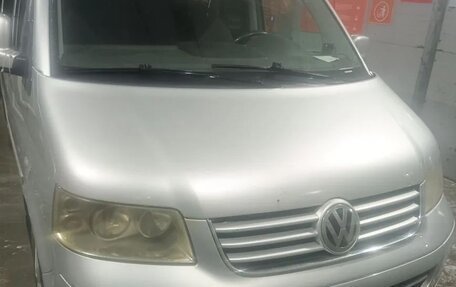 Volkswagen Multivan T5, 2004 год, 1 050 000 рублей, 1 фотография