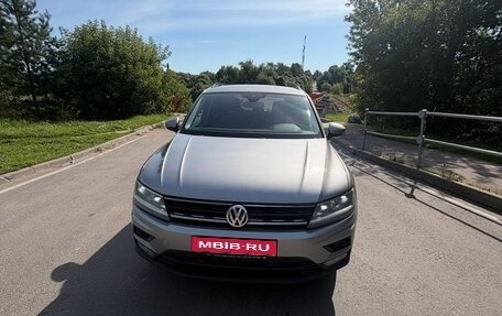 Volkswagen Tiguan II, 2019 год, 1 700 000 рублей, 1 фотография