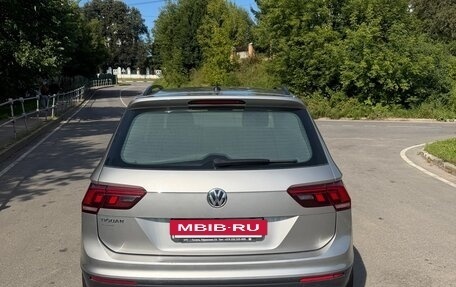 Volkswagen Tiguan II, 2019 год, 1 700 000 рублей, 2 фотография