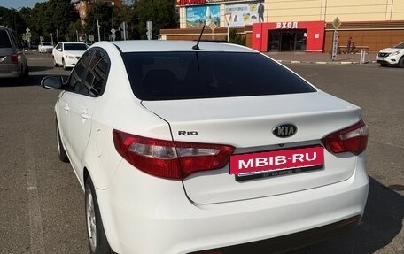 KIA Rio III рестайлинг, 2013 год, 880 000 рублей, 5 фотография