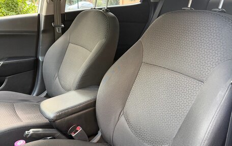 KIA Rio III рестайлинг, 2013 год, 880 000 рублей, 15 фотография