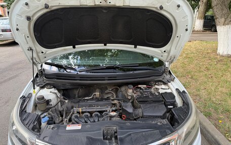 KIA Rio III рестайлинг, 2013 год, 880 000 рублей, 19 фотография