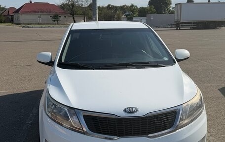KIA Rio III рестайлинг, 2013 год, 880 000 рублей, 9 фотография