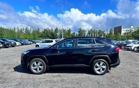 Toyota RAV4, 2021 год, 2 945 000 рублей, 2 фотография