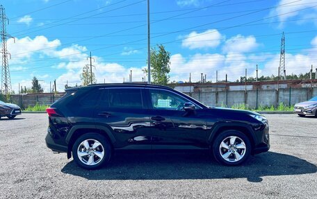 Toyota RAV4, 2021 год, 2 945 000 рублей, 7 фотография