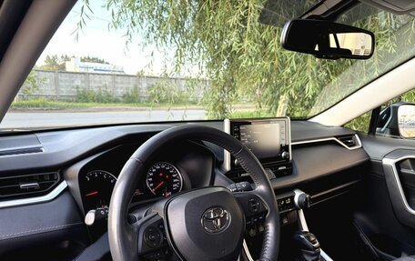 Toyota RAV4, 2021 год, 3 600 000 рублей, 15 фотография