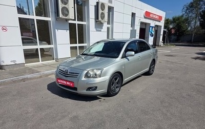 Toyota Avensis III рестайлинг, 2004 год, 600 000 рублей, 1 фотография