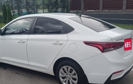 Hyundai Solaris II рестайлинг, 2017 год, 1 375 000 рублей, 8 фотография