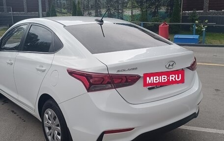 Hyundai Solaris II рестайлинг, 2017 год, 1 375 000 рублей, 5 фотография