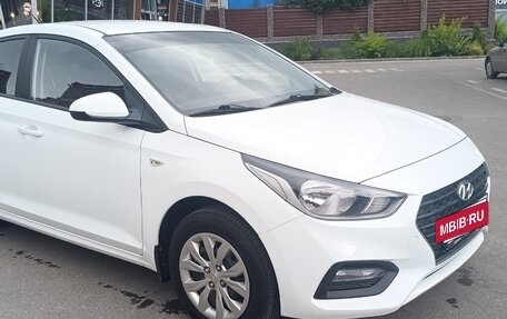 Hyundai Solaris II рестайлинг, 2017 год, 1 375 000 рублей, 9 фотография