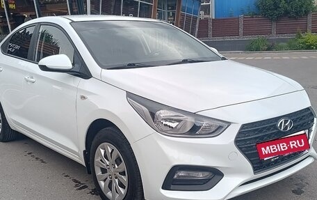 Hyundai Solaris II рестайлинг, 2017 год, 1 375 000 рублей, 13 фотография