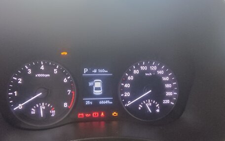 Hyundai Solaris II рестайлинг, 2017 год, 1 375 000 рублей, 23 фотография