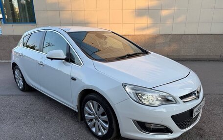 Opel Astra J, 2012 год, 700 000 рублей, 5 фотография