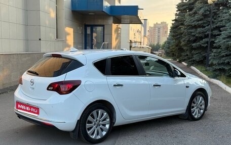 Opel Astra J, 2012 год, 700 000 рублей, 6 фотография