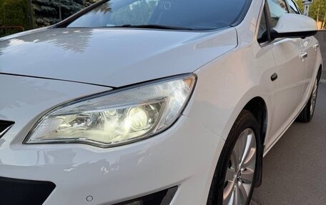 Opel Astra J, 2012 год, 700 000 рублей, 8 фотография