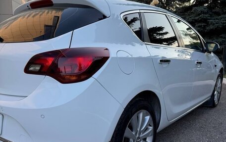 Opel Astra J, 2012 год, 700 000 рублей, 10 фотография