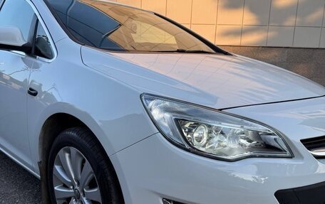 Opel Astra J, 2012 год, 700 000 рублей, 11 фотография