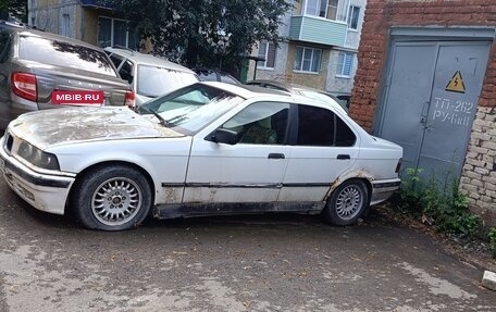 BMW 3 серия, 2002 год, 50 000 рублей, 2 фотография