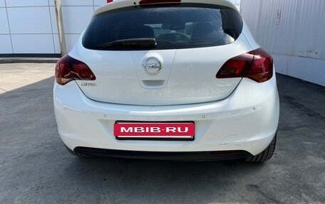Opel Astra J, 2011 год, 670 000 рублей, 4 фотография