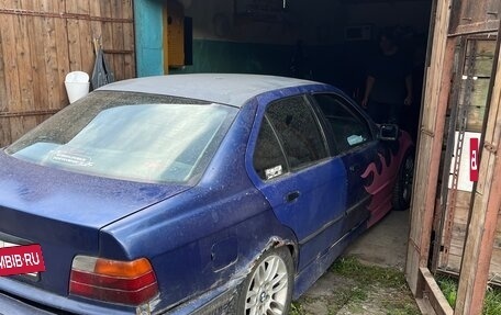 BMW 3 серия, 1992 год, 250 000 рублей, 4 фотография
