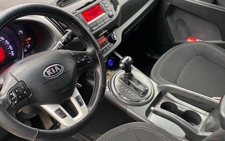 KIA Sportage III, 2011 год, 950 000 рублей, 12 фотография