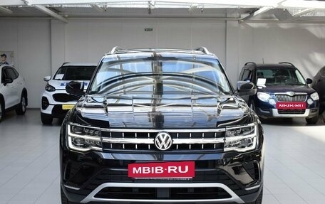 Volkswagen Teramont I, 2021 год, 4 990 000 рублей, 2 фотография