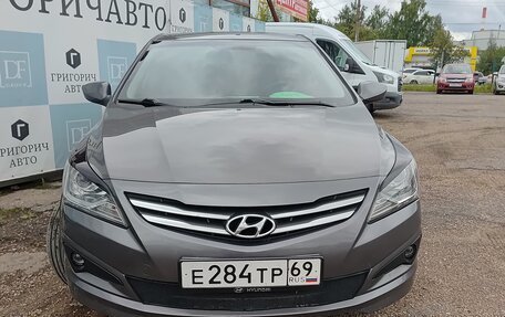 Hyundai Solaris II рестайлинг, 2016 год, 1 030 000 рублей, 3 фотография