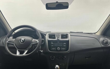 Renault Sandero II рестайлинг, 2018 год, 915 000 рублей, 21 фотография