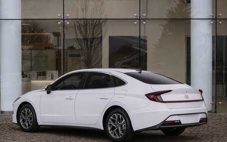 Hyundai Sonata VIII, 2021 год, 2 195 000 рублей, 4 фотография