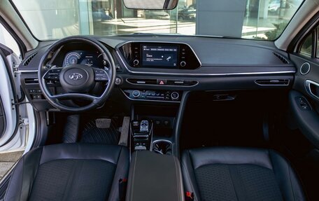 Hyundai Sonata VIII, 2021 год, 2 195 000 рублей, 12 фотография