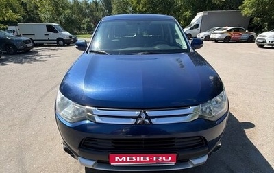 Mitsubishi Outlander III рестайлинг 3, 2014 год, 1 800 000 рублей, 1 фотография