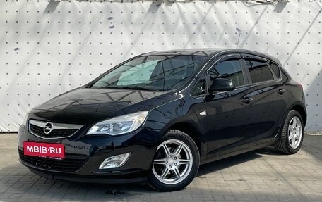 Opel Astra J, 2012 год, 880 000 рублей, 1 фотография