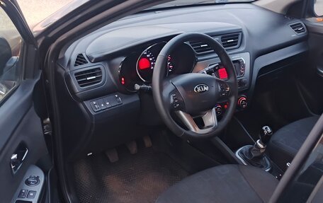 KIA Rio III рестайлинг, 2014 год, 550 000 рублей, 10 фотография