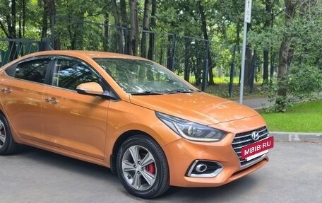 Hyundai Solaris II рестайлинг, 2017 год, 1 350 000 рублей, 3 фотография
