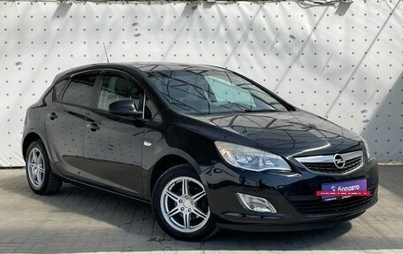 Opel Astra J, 2012 год, 880 000 рублей, 2 фотография