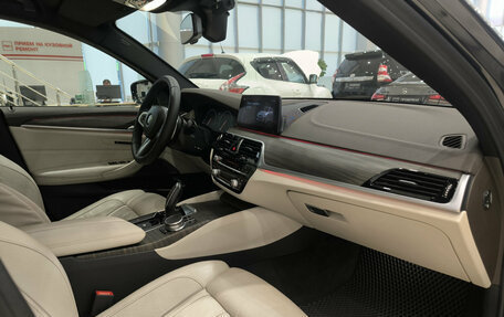 BMW 5 серия, 2018 год, 4 100 000 рублей, 13 фотография