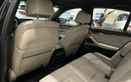 BMW 5 серия, 2018 год, 4 100 000 рублей, 15 фотография