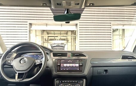 Volkswagen Tiguan II, 2017 год, 2 450 000 рублей, 21 фотография