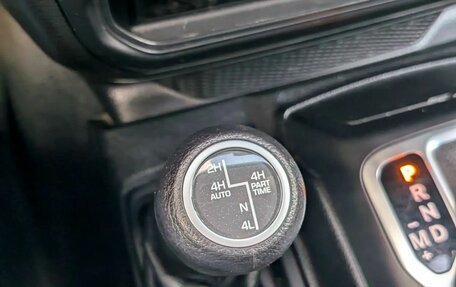 Jeep Wrangler, 2019 год, 4 320 000 рублей, 14 фотография