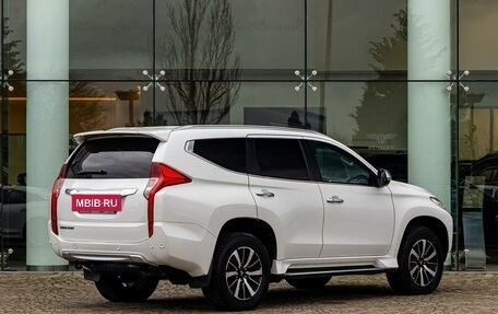 Mitsubishi Pajero Sport III рестайлинг, 2017 год, 2 365 000 рублей, 6 фотография