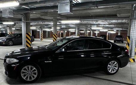 BMW 5 серия, 2016 год, 1 800 000 рублей, 4 фотография