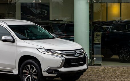 Mitsubishi Pajero Sport III рестайлинг, 2017 год, 2 365 000 рублей, 7 фотография