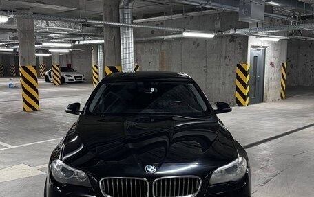 BMW 5 серия, 2016 год, 1 800 000 рублей, 2 фотография