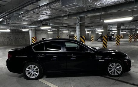 BMW 5 серия, 2016 год, 1 800 000 рублей, 7 фотография