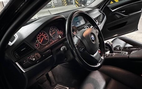BMW 5 серия, 2016 год, 1 800 000 рублей, 8 фотография